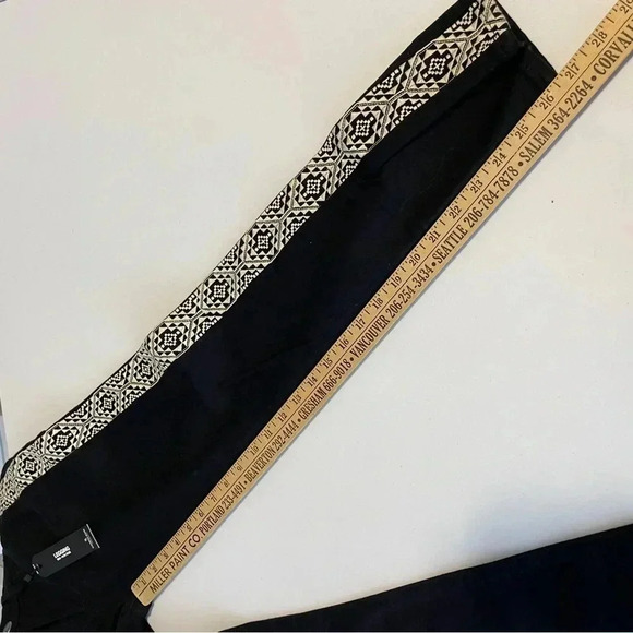 NWT EXPRESS Womens Black Mia Mid Rise Legging Jeans Size 4S Side Print Dark Wash - Picture 11 of 11